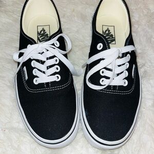 Authentic vans men’s 8 womens 9.5 💗